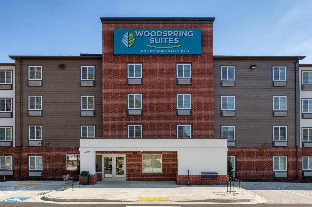 Woodsping Suites Washington Dc East Arena Drive Lake Arbor Exterior foto